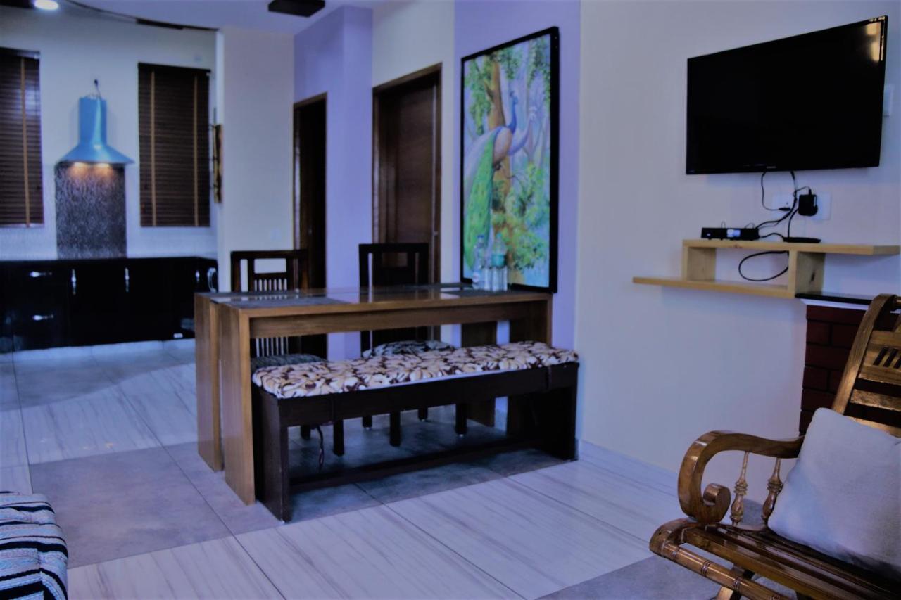 Wildleaf Kasauli Valley Homz Bed and Breakfast Εξωτερικό φωτογραφία