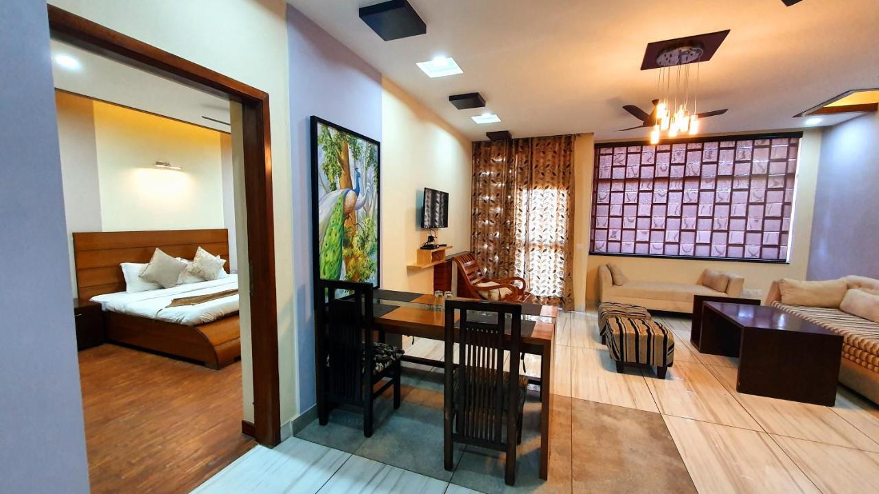 Wildleaf Kasauli Valley Homz Bed and Breakfast Εξωτερικό φωτογραφία